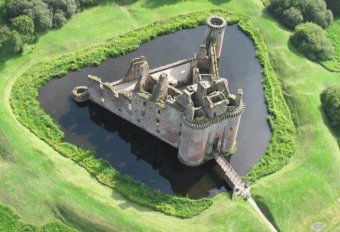 Замок Керлаверок, Шотландия